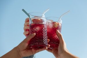 ¡6 bebidas bien fresquitas para disfrutar del calor durante el feriado!